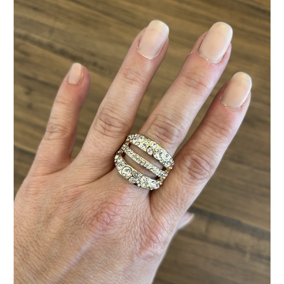 Paparazzi Accessories Ring LOT of 24 Assorted Styles Stretch Rings Wholesale Lot - Picture 4 of 16